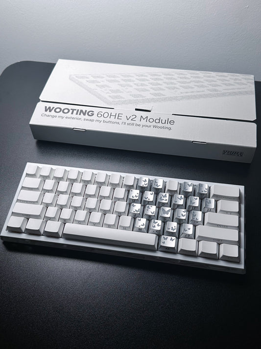 Keyzen Studio Pure White Dual-Tone Keycaps – Silver Butterfly & Heart