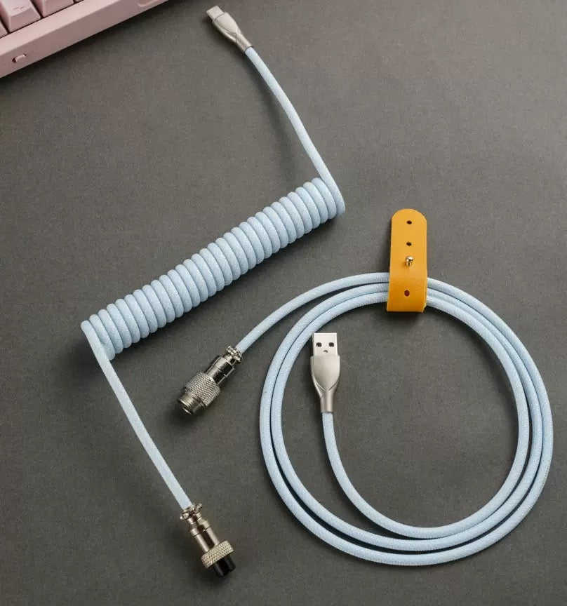 Keyzen Studio 8K Circular Connector Cable Light Blue