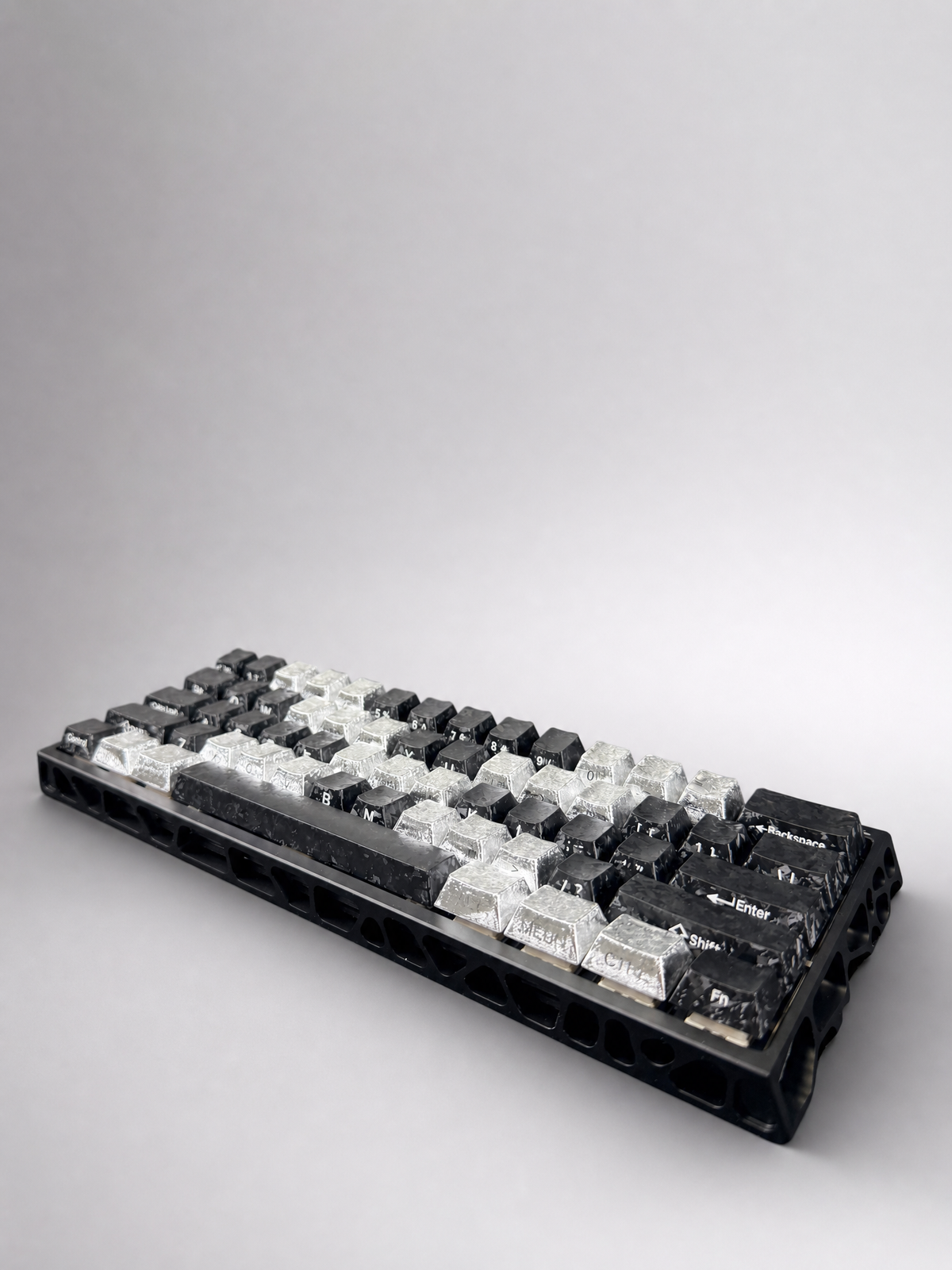 Keyzen Studio Ultimate Duo Carbon Fiber X Wooting HE 60 V2