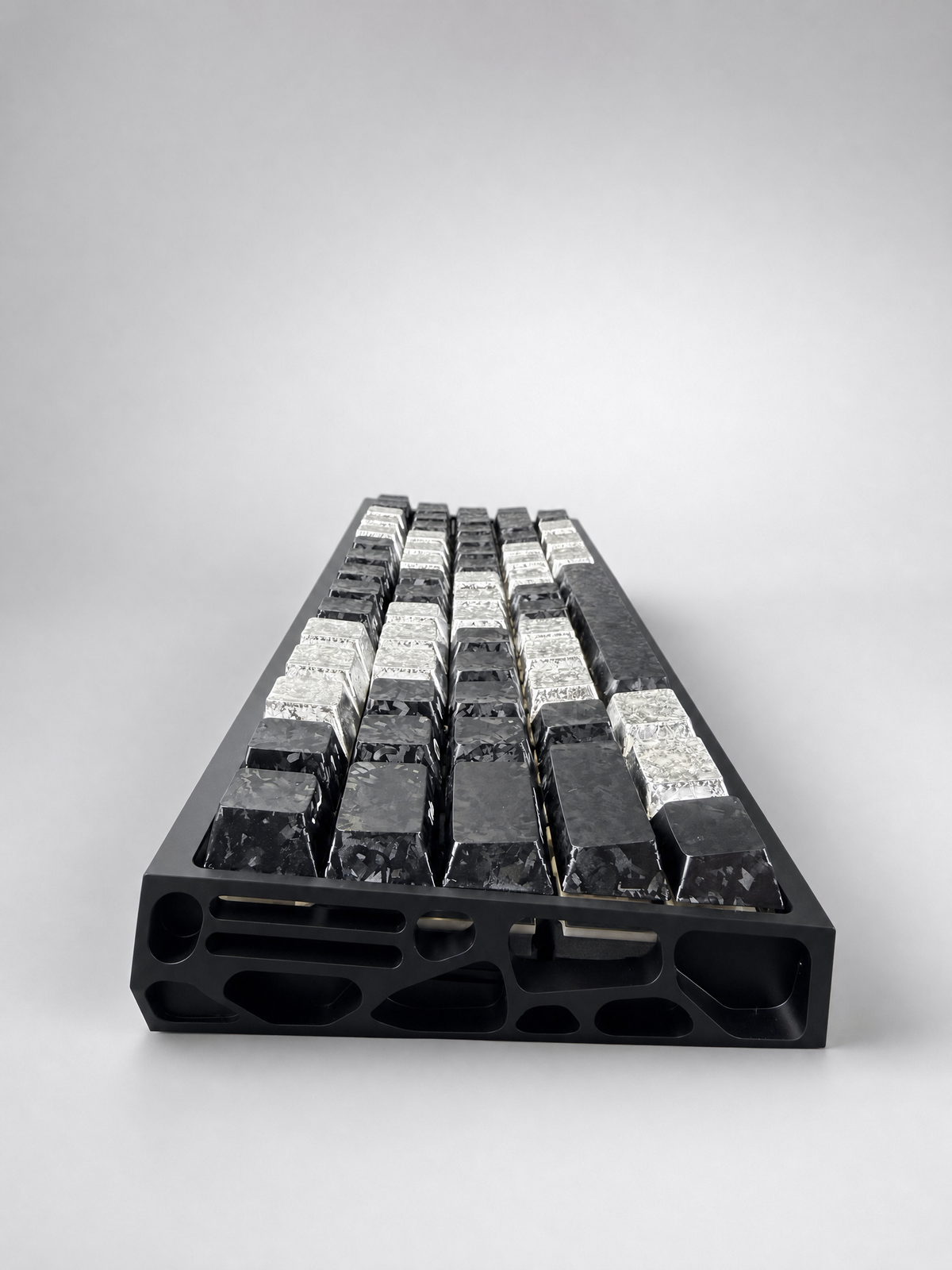 Keyzen Studio Ultimate Duo Carbon Fiber X Wooting HE 60 V2